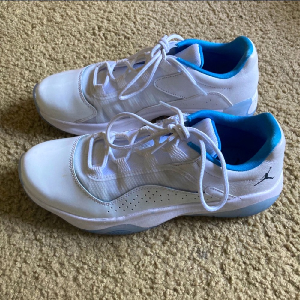 Brand new never wear them